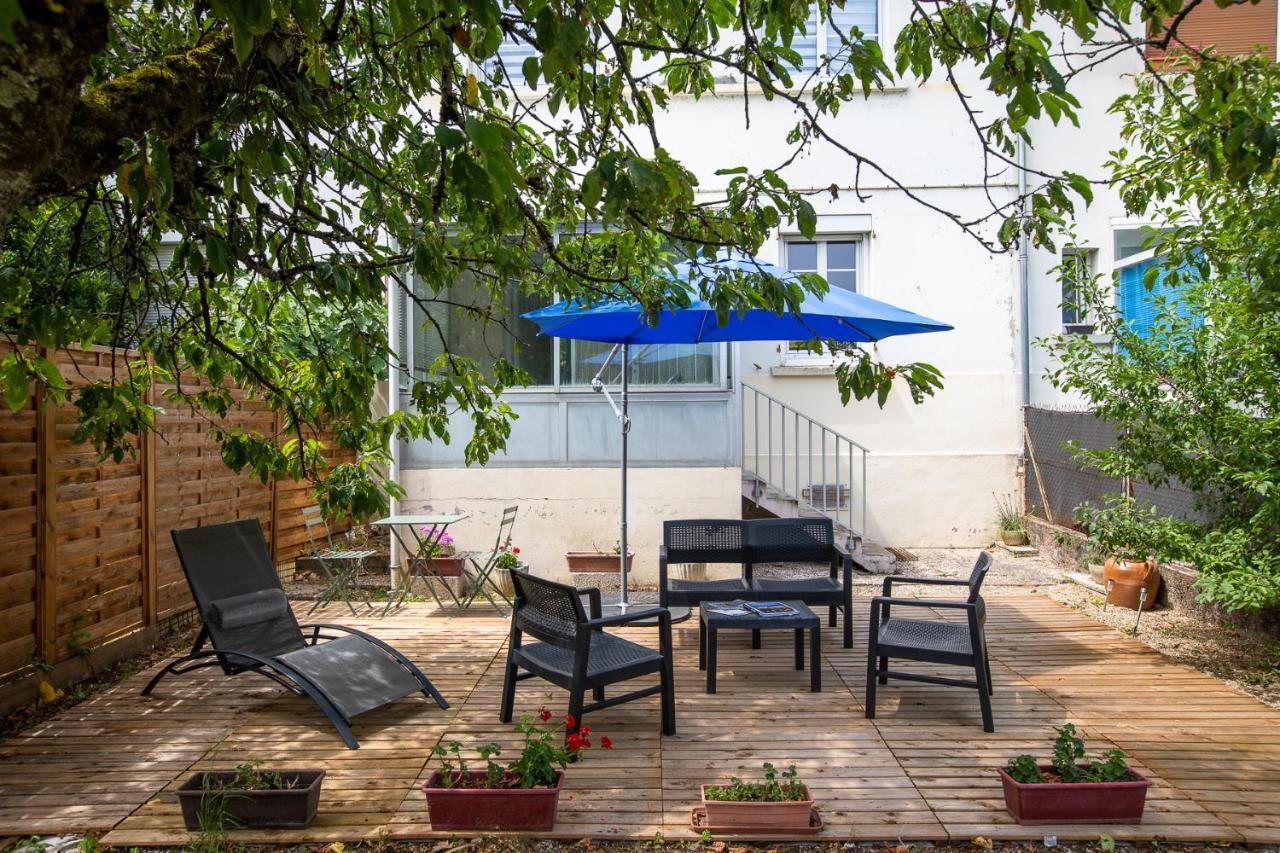 Le Coquet Chez Maguy Maison De Ville Avec Jardin 브장송 외부 사진